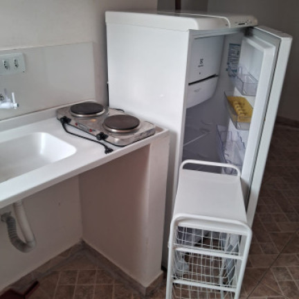 Imagem Kitnet com 1 Quarto para Alugar, 12 m² em Itaquera - São Paulo
