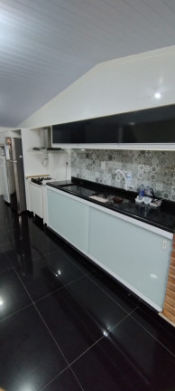 Imagem Sobrado com 3 Quartos à Venda, 240 m² em Maracanã - Praia Grande Imagem Sobrado com 3 Quartos à Venda, 240 m² em Maracanã - Praia Grande