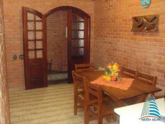 Imagem Casa com 4 Quartos à Venda, 700 m² em Camboinhas - Niterói Imagem Casa com 4 Quartos à Venda, 700 m² em Camboinhas - Niterói