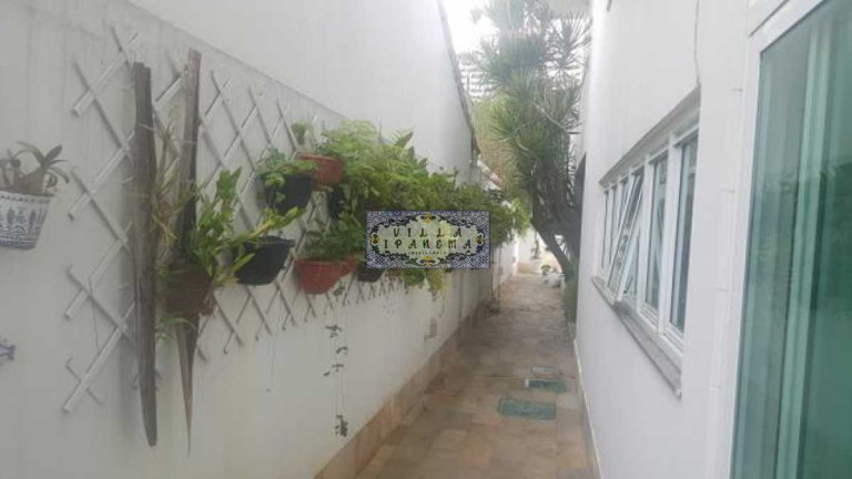 Imagem Imóvel com 4 Quartos à Venda, 600 m² em Barra Da Tijuca - Rio De Janeiro Imagem Imóvel com 4 Quartos à Venda, 600 m² em Barra Da Tijuca - Rio De Janeiro