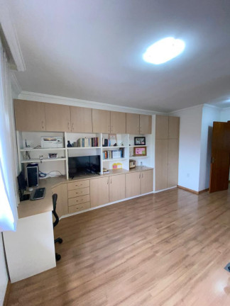 Imagem Casa com 2 Quartos à Venda, 170 m² em Sarandi - Porto Alegre