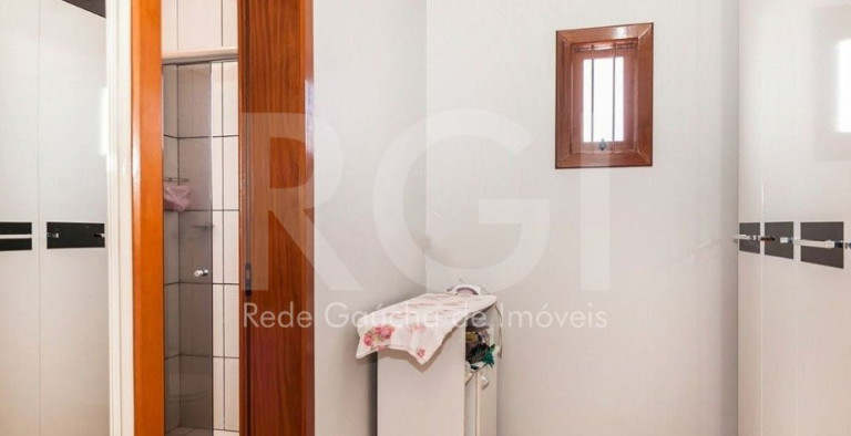 Imagem Casa com 4 Quartos à Venda, 492 m² em Vila João Pessoa - Porto Alegre Imagem Casa com 4 Quartos à Venda, 492 m² em Vila João Pessoa - Porto Alegre