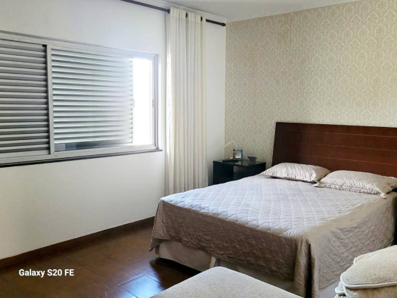 Imagem Casa com 6 Quartos à Venda, 517 m² em Interlagos - São Paulo Imagem Casa com 6 Quartos à Venda, 517 m² em Interlagos - São Paulo