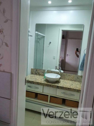 Imagem Apartamento com 3 Quartos para Temporada, 146 m² em Centro - Balneário Camboriú Imagem Apartamento com 3 Quartos para Temporada, 146 m² em Centro - Balneário Camboriú