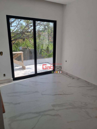 Imagem Casa com 4 Quartos à Venda, 141 m² em Palmeiras - Cabo Frio Imagem Casa com 4 Quartos à Venda, 141 m² em Palmeiras - Cabo Frio