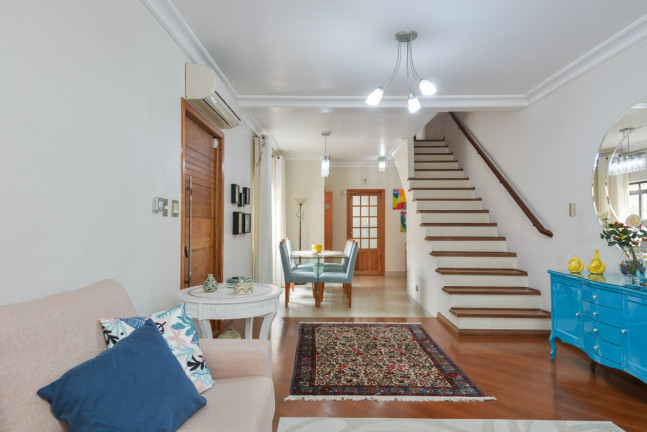 Imagem Sobrado com 3 Quartos à Venda, 244 m² em Vila Clementino - São Paulo Imagem Sobrado com 3 Quartos à Venda, 244 m² em Vila Clementino - São Paulo