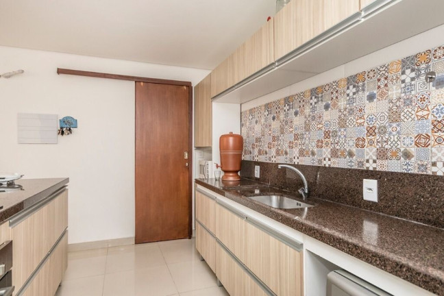 Imagem Casa de Condomínio com 3 Quartos à Venda, 180 m² em Mário Quintana - Porto Alegre