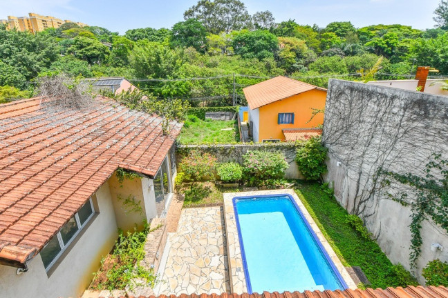 Imagem Casa com 4 Quartos à Venda, 231 m² em Vila Inah - São Paulo