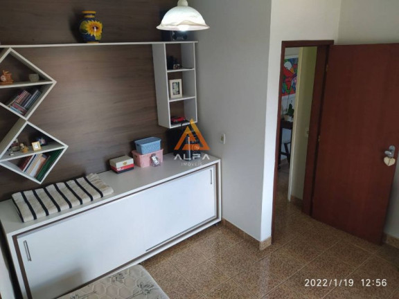 Imagem Casa com 2 Quartos à Venda, 75 m²