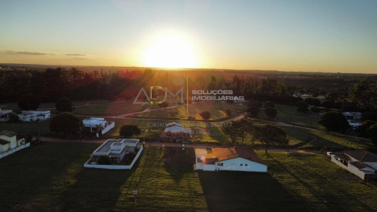 Imagem Casa de Condomínio com 3 Quartos à Venda, 900 m² em águas De Santa Bárbara Imagem Casa de Condomínio com 3 Quartos à Venda, 900 m² em águas De Santa Bárbara