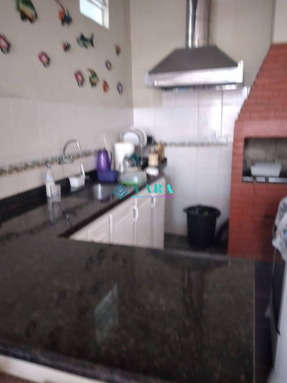 Imagem Casa com 2 Quartos à Venda, 300 m² em Centro - Ubatuba Imagem Casa com 2 Quartos à Venda, 300 m² em Centro - Ubatuba