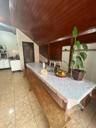 Imagem Casa com 2 Quartos à Venda, 221 m² em Nações - Fazenda Rio Grande Imagem Casa com 2 Quartos à Venda, 221 m² em Nações - Fazenda Rio Grande