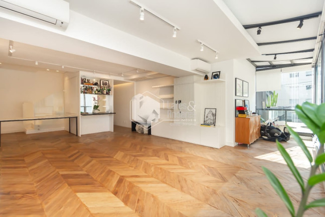 Imagem Apartamento com 2 Quartos à Venda, 126 m² em Itaim Bibi - São Paulo