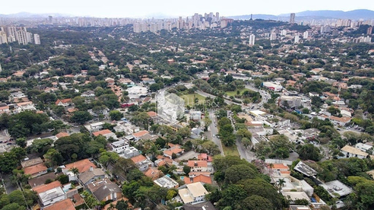 Imagem Casa com 4 Quartos à Venda, 198 m² em Alto De Pinheiros - São Paulo