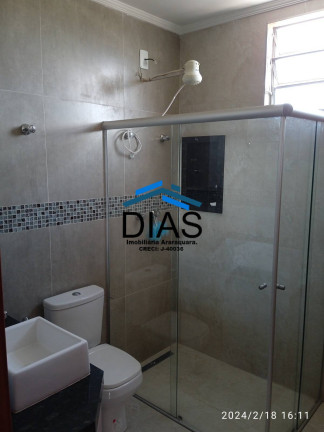 Imagem Casa com 3 Quartos à Venda, 175 m² em Jardim Gardênias - Araraquara Imagem Casa com 3 Quartos à Venda, 175 m² em Jardim Gardênias - Araraquara