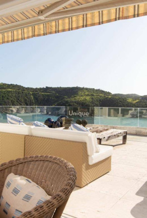 Imagem Casa com 5 Quartos para Temporada, 450 m² em Ferradura - Armação Dos Búzios Imagem Casa com 5 Quartos para Temporada, 450 m² em Ferradura - Armação Dos Búzios
