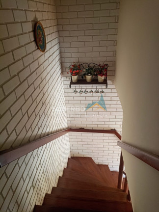 Imagem Casa com 3 Quartos à Venda, 143 m² em Parque Do Ingá - Teresópolis