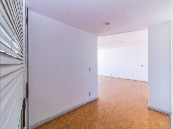 Imagem Apartamento com 3 Quartos à Venda, 174 m² em Centro Histórico - Porto Alegre Imagem Apartamento com 3 Quartos à Venda, 174 m² em Centro Histórico - Porto Alegre