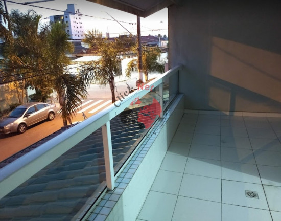 Imagem Sobrado com 4 Quartos à Venda, 198 m² em Boqueirão - Praia Grande