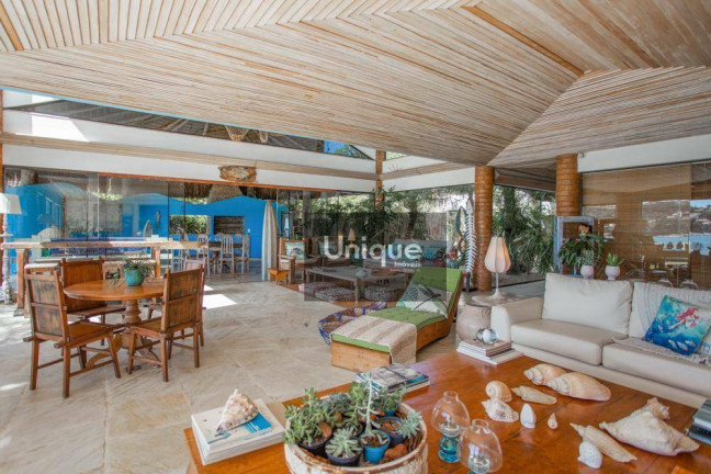 Imagem Casa com 6 Quartos à Venda, 800 m² em Ferradura - Armação Dos Búzios Imagem Casa com 6 Quartos à Venda, 800 m² em Ferradura - Armação Dos Búzios