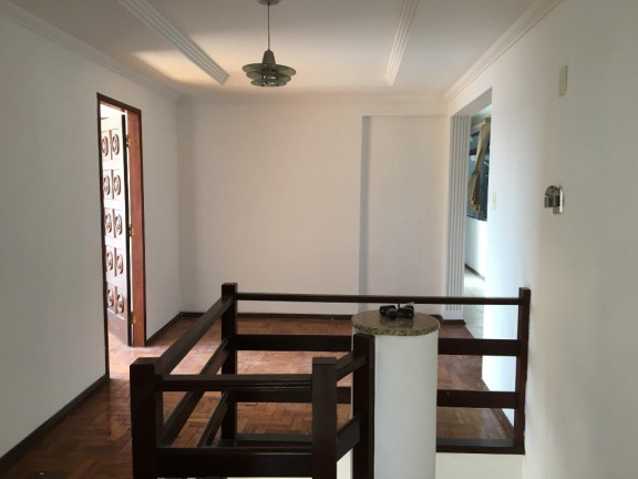 Imagem Sobrado com 4 Quartos à Venda, 320 m² em Cidade Edson - Suzano Imagem Sobrado com 4 Quartos à Venda, 320 m² em Cidade Edson - Suzano