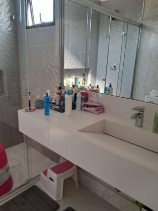 Imagem Casa com 3 Quartos à Venda, 200 m² em Tamboré 06 - Santana De Parnaíba Imagem Casa com 3 Quartos à Venda, 200 m² em Tamboré 06 - Santana De Parnaíba