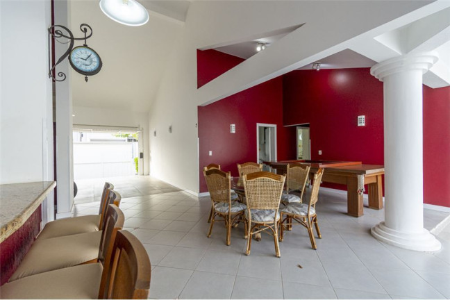 Imagem Casa com 4 Quartos à Venda,  em Moinhos De Vento - Canoas