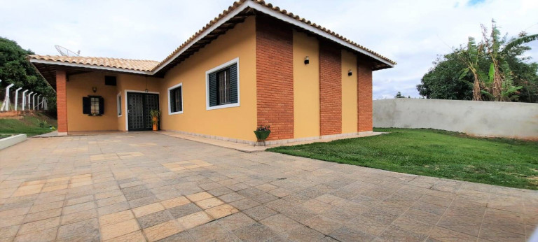 Imagem Chácara com 3 Quartos à Venda, 1.000 m² em Centro - Boituva