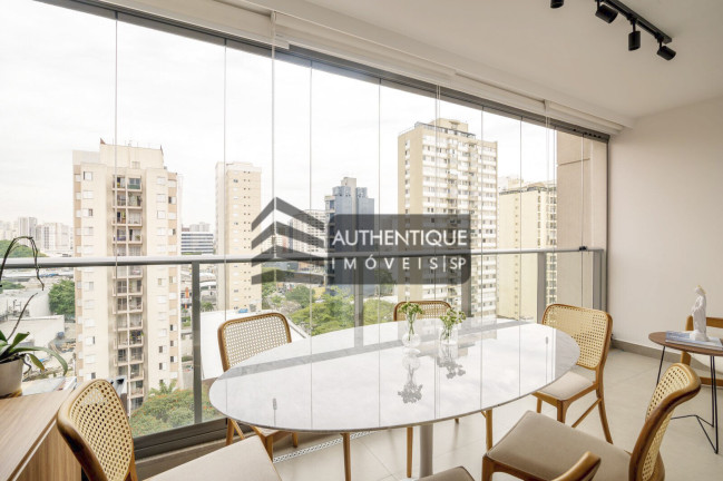 Imagem Apartamento com 2 Quartos à Venda, 72 m² em Moema - São Paulo