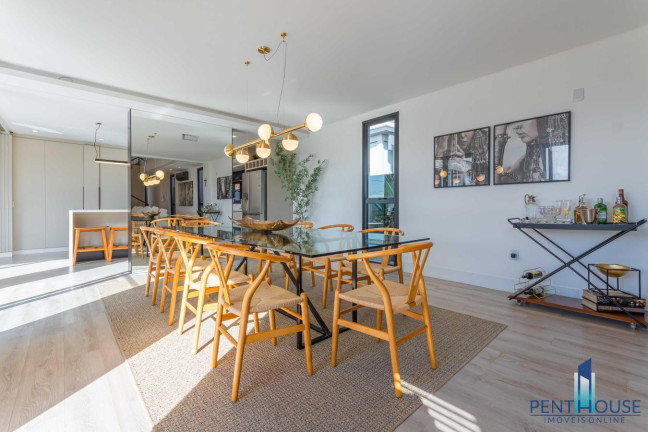 Imagem Casa com 3 Quartos à Venda, 431 m² em Santa Regina - Camboriú