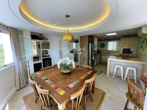 Imagem Apartamento com 3 Quartos à Venda, 135 m² em Centro - Balneário Camboriú Imagem Apartamento com 3 Quartos à Venda, 135 m² em Centro - Balneário Camboriú