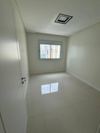 Imagem Apartamento com 3 Quartos à Venda, 128 m² em Centro - Balneário Camboriú