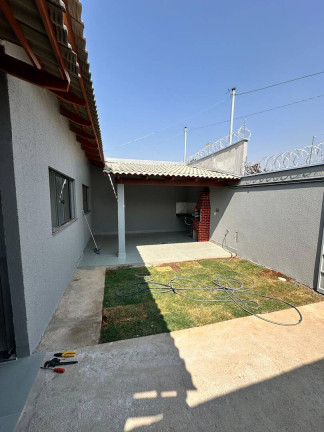 Imagem Casa com 2 Quartos à Venda, 75 m² em Goiânia Imagem Casa com 2 Quartos à Venda, 75 m² em Goiânia