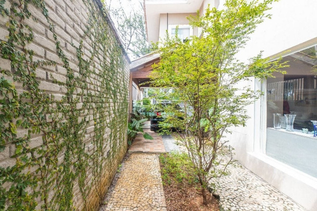 Imagem Casa com 4 Quartos à Venda, 395 m² em Sumaré - São Paulo Imagem Casa com 4 Quartos à Venda, 395 m² em Sumaré - São Paulo