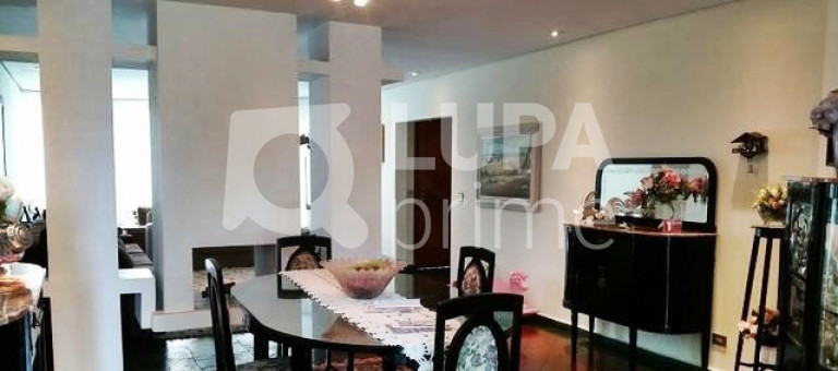 Imagem Casa com 7 Quartos à Venda, 600 m² em Mandaqui - São Paulo Imagem Casa com 7 Quartos à Venda, 600 m² em Mandaqui - São Paulo