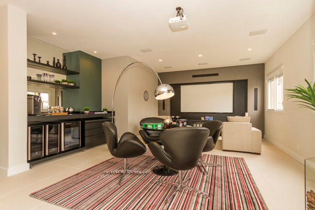 Imagem Apartamento com 3 Quartos à Venda, 51 m² em Humaitá - Porto Alegre