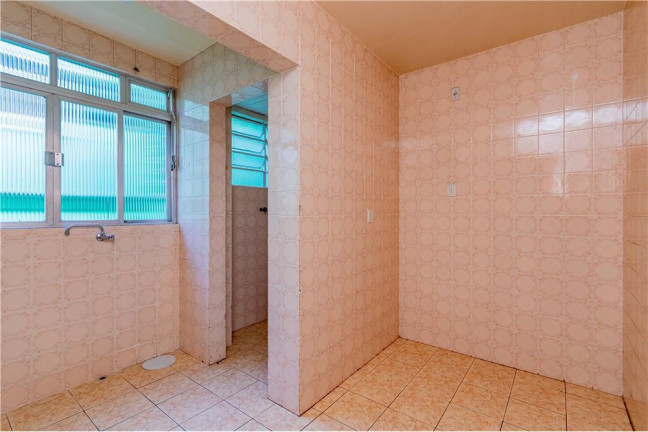 Imagem Imóvel com 3 Quartos à Venda, em Santa Tereza - Porto Alegre Imagem Imóvel com 3 Quartos à Venda, em Santa Tereza - Porto Alegre