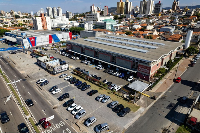 Sala Comercial à Venda, 34 m² em Centro - Jundiai