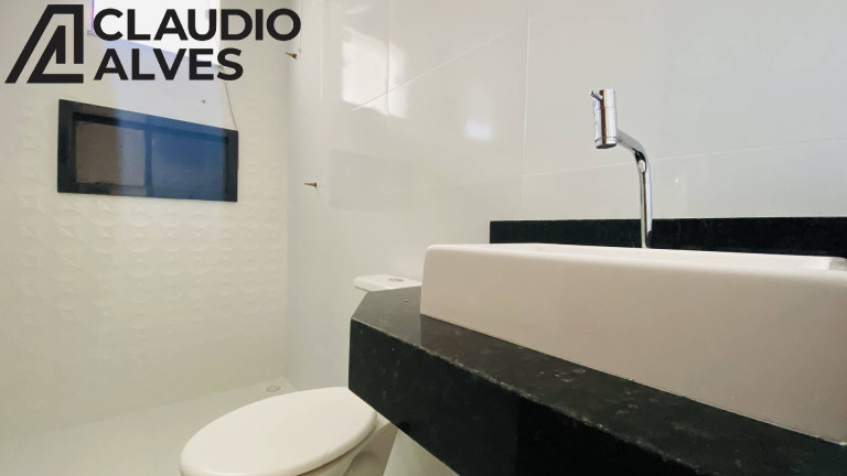 Imagem Casa com 2 Quartos à Venda, 102 m² em Conceição - Feira De Santana