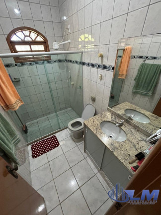Imagem Casa com 4 Quartos à Venda, 260 m² em Setiba - Guarapari