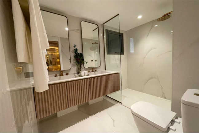 Imagem Apartamento com 3 Quartos à Venda, 135 m² em Campo Belo - São Paulo
