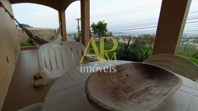 Imagem Casa com 4 Quartos à Venda, 648 m² em Jardim Janaína - Biguaçu Imagem Casa com 4 Quartos à Venda, 648 m² em Jardim Janaína - Biguaçu