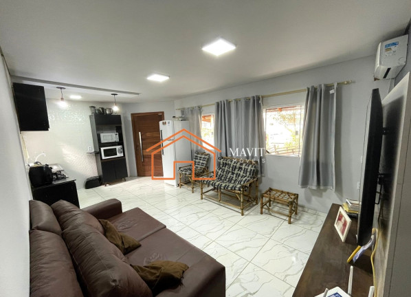 Imagem Casa com 2 Quartos à Venda, 105 m² em Petrópolis - Joinville Imagem Casa com 2 Quartos à Venda, 105 m² em Petrópolis - Joinville