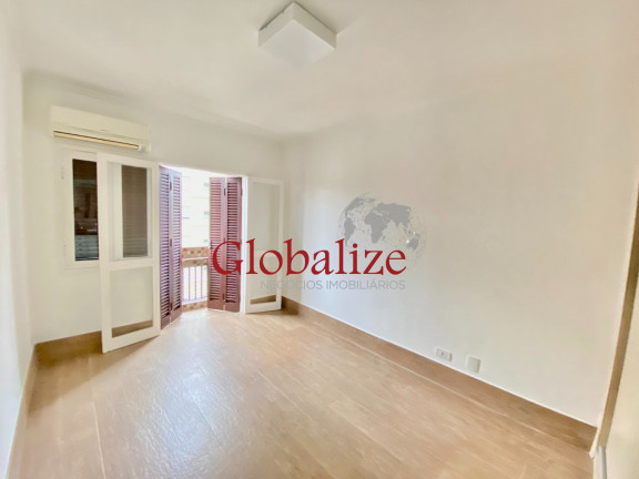 Imagem Imóvel com 3 Quartos à Venda, 132 m² em Gonzaga - Santos