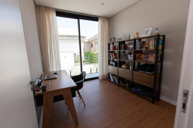 Imagem Casa com 4 Quartos à Venda, 400 m² em Tamboré - Santana De Parnaíba Imagem Casa com 4 Quartos à Venda, 400 m² em Tamboré - Santana De Parnaíba