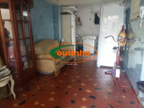 Imagem Casa com 4 Quartos à Venda, 220 m² em Grajaú - Rio De Janeiro Imagem Casa com 4 Quartos à Venda, 220 m² em Grajaú - Rio De Janeiro