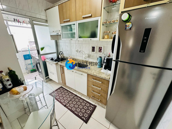 Imagem Apartamento com 2 Quartos à Venda, 59 m² em Comerciário - Criciúma