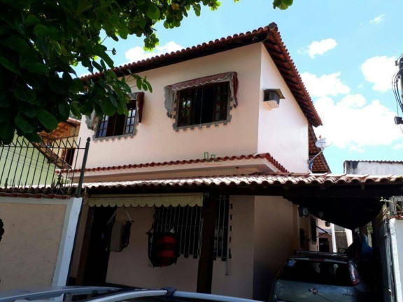 Imagem Casa com 3 Quartos à Venda, 162 m² em Fonseca - Niterói Imagem Casa com 3 Quartos à Venda, 162 m² em Fonseca - Niterói