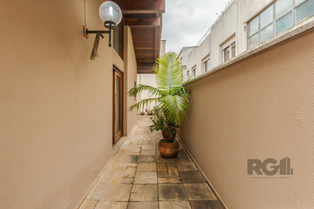 Imagem Imóvel com 3 Quartos à Venda,  em Rio Branco - Porto Alegre