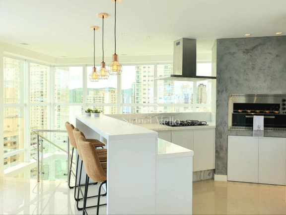 Imagem Cobertura com 4 Quartos à Venda, 240 m² em 2 Quadra Centro - Balneário Camboriú